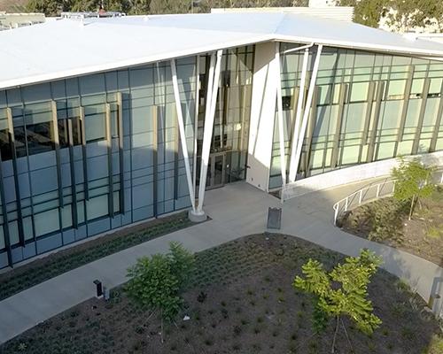 Aerial view of the Borland-Manske Center - 基督学院 Wing